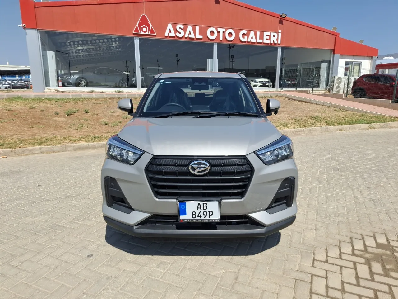 2023 Model Otomatik Daihatsu Rocky Lefkoşa Satılık İkinci El | GalerimPlus - Thumbnail 2