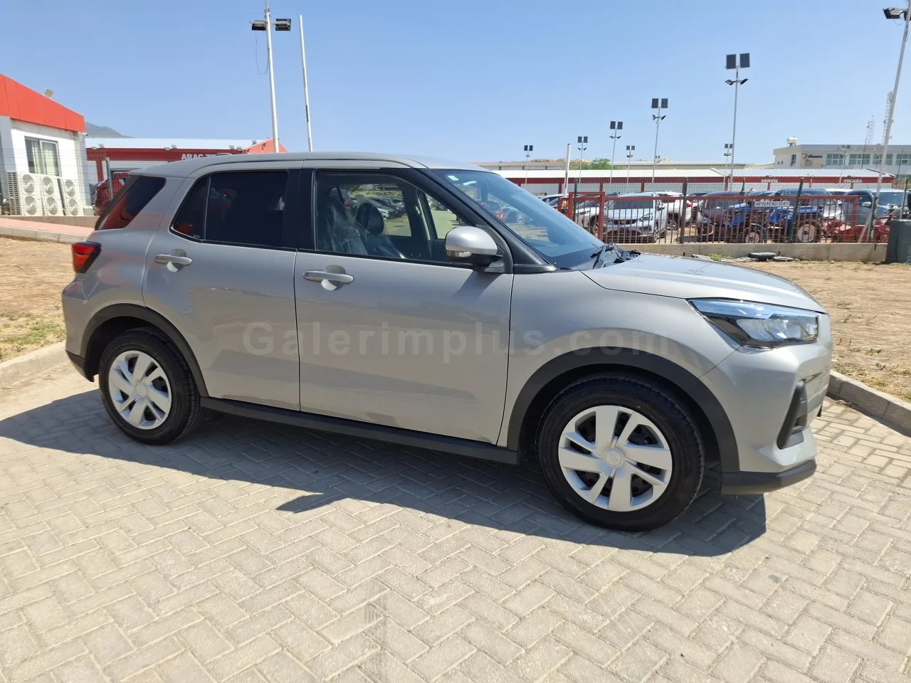 2023 Model Otomatik Daihatsu Rocky Lefkoşa Satılık İkinci El | GalerimPlus - Thumbnail 4