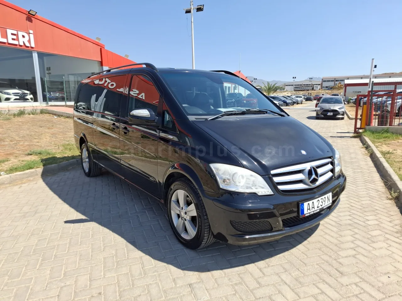 2013 Model Otomatik Mercedes - Benz Viano Lefkoşa Satılık İkinci El | GalerimPlus - Thumbnail 3