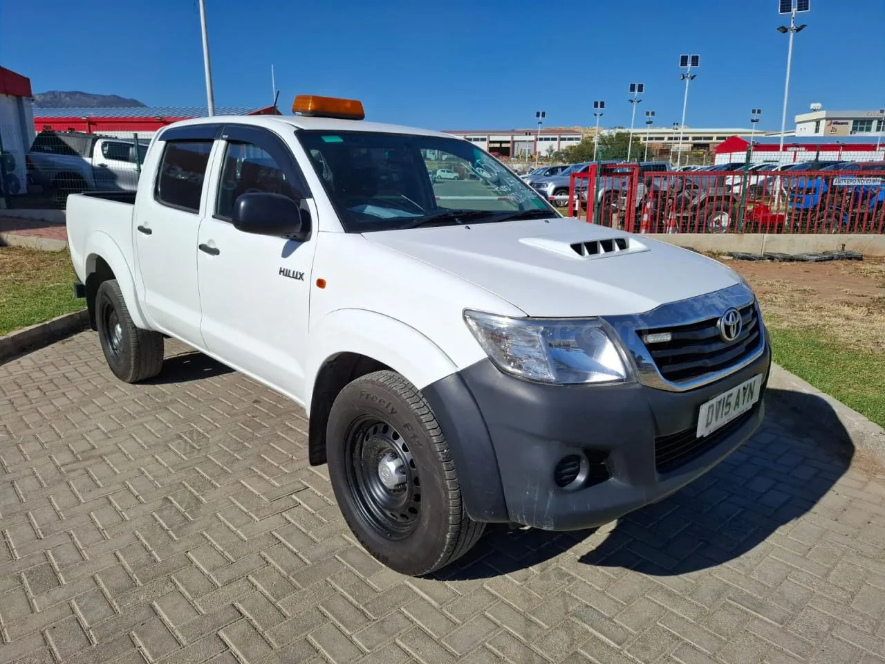 2015 Model Düz Toyota Hilux 2.5 D Lefkoşa Satılık İkinci El | GalerimPlus - Thumbnail 2