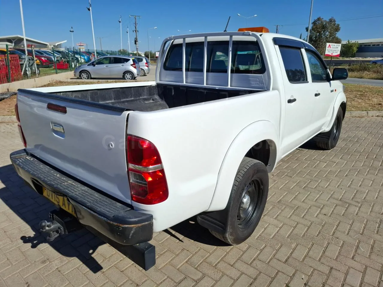 2015 Model Düz Toyota Hilux 2.5 D Lefkoşa Satılık İkinci El | GalerimPlus - Thumbnail 3