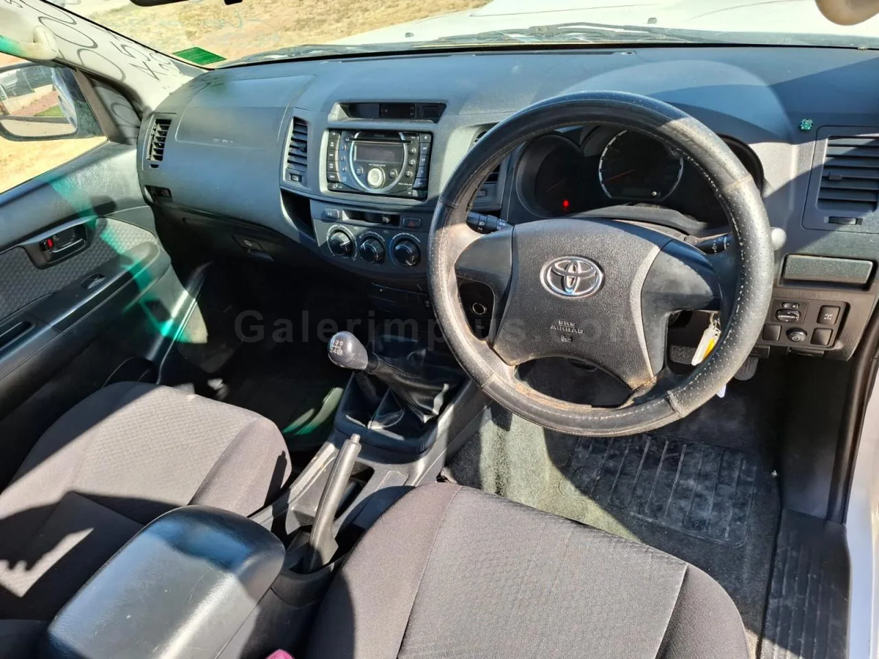 2015 Model Düz Toyota Hilux 2.5 D Lefkoşa Satılık İkinci El | GalerimPlus - Thumbnail 5