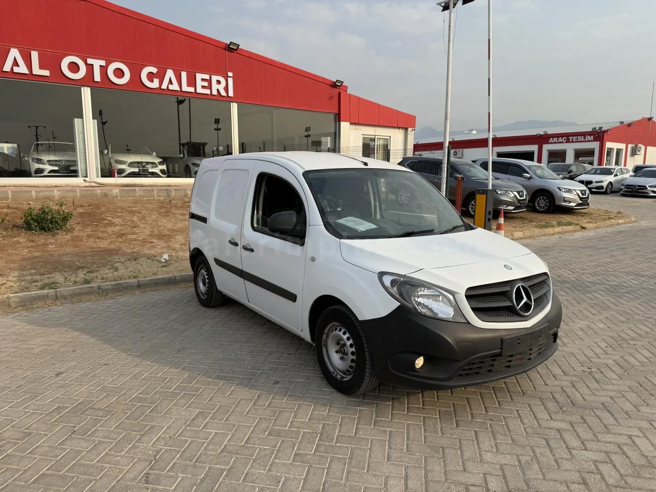 2016 Model Düz Mercedes - Benz Citan Lefkoşa Satılık İkinci El | GalerimPlus - Thumbnail 3