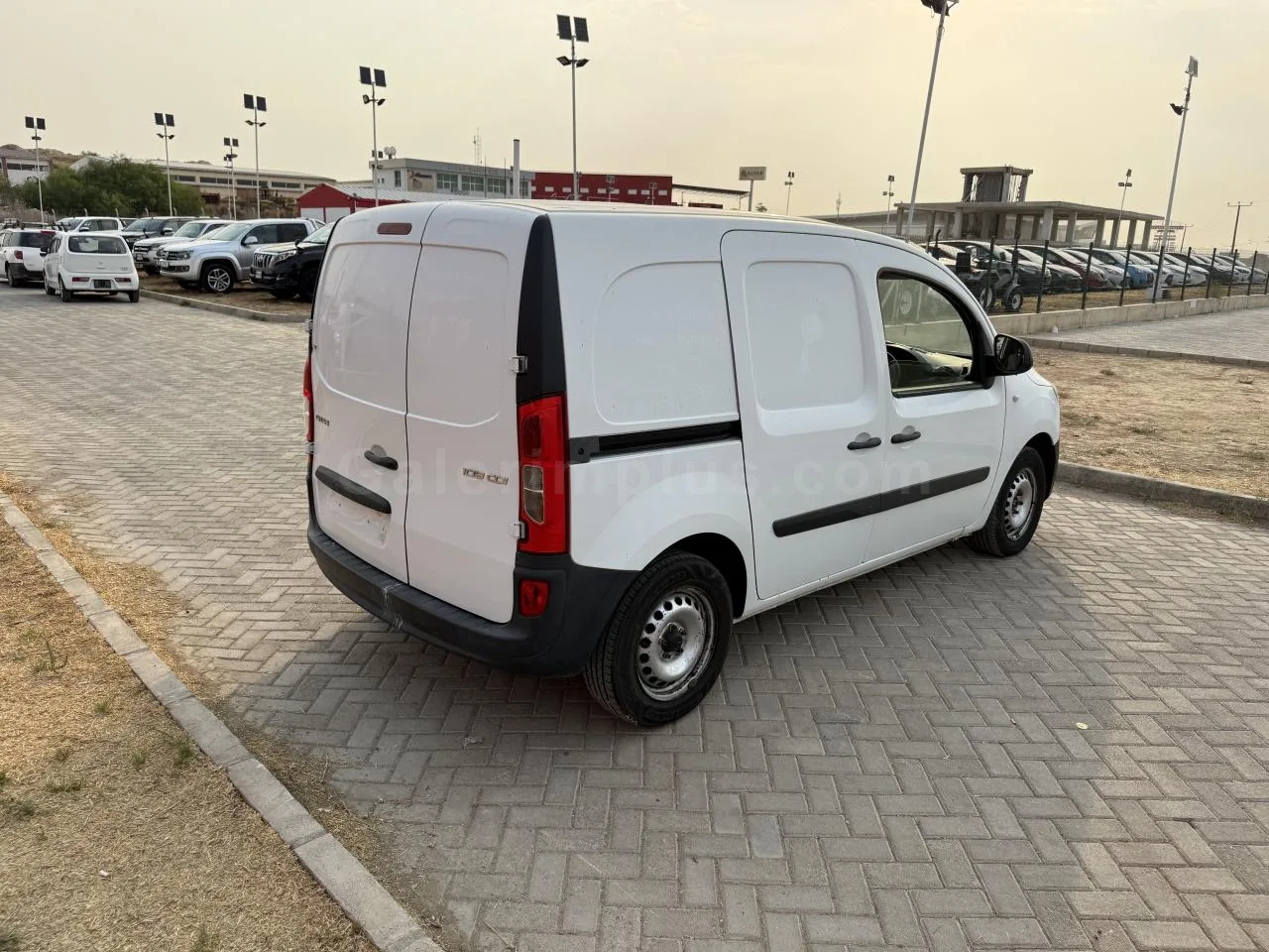 2016 Model Düz Mercedes - Benz Citan Lefkoşa Satılık İkinci El | GalerimPlus - Thumbnail 4