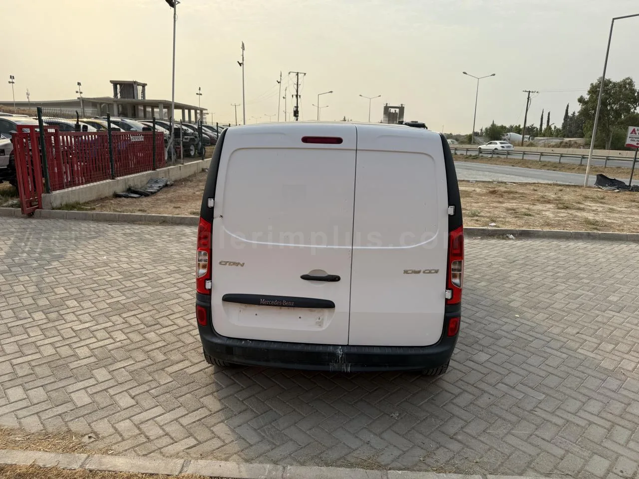 2016 Model Düz Mercedes - Benz Citan Lefkoşa Satılık İkinci El | GalerimPlus - Thumbnail 5