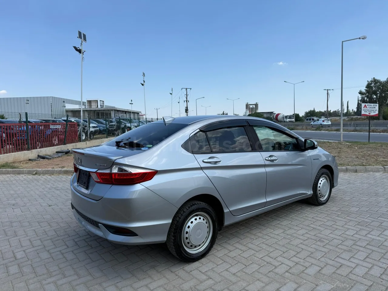 2021 Model Otomatik Honda Grace Lefkoşa Satılık İkinci El | GalerimPlus - Thumbnail 3