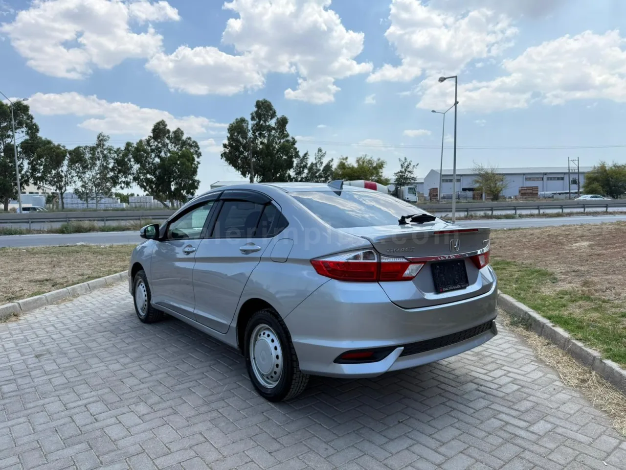 2021 Model Otomatik Honda Grace Lefkoşa Satılık İkinci El | GalerimPlus - Thumbnail 4