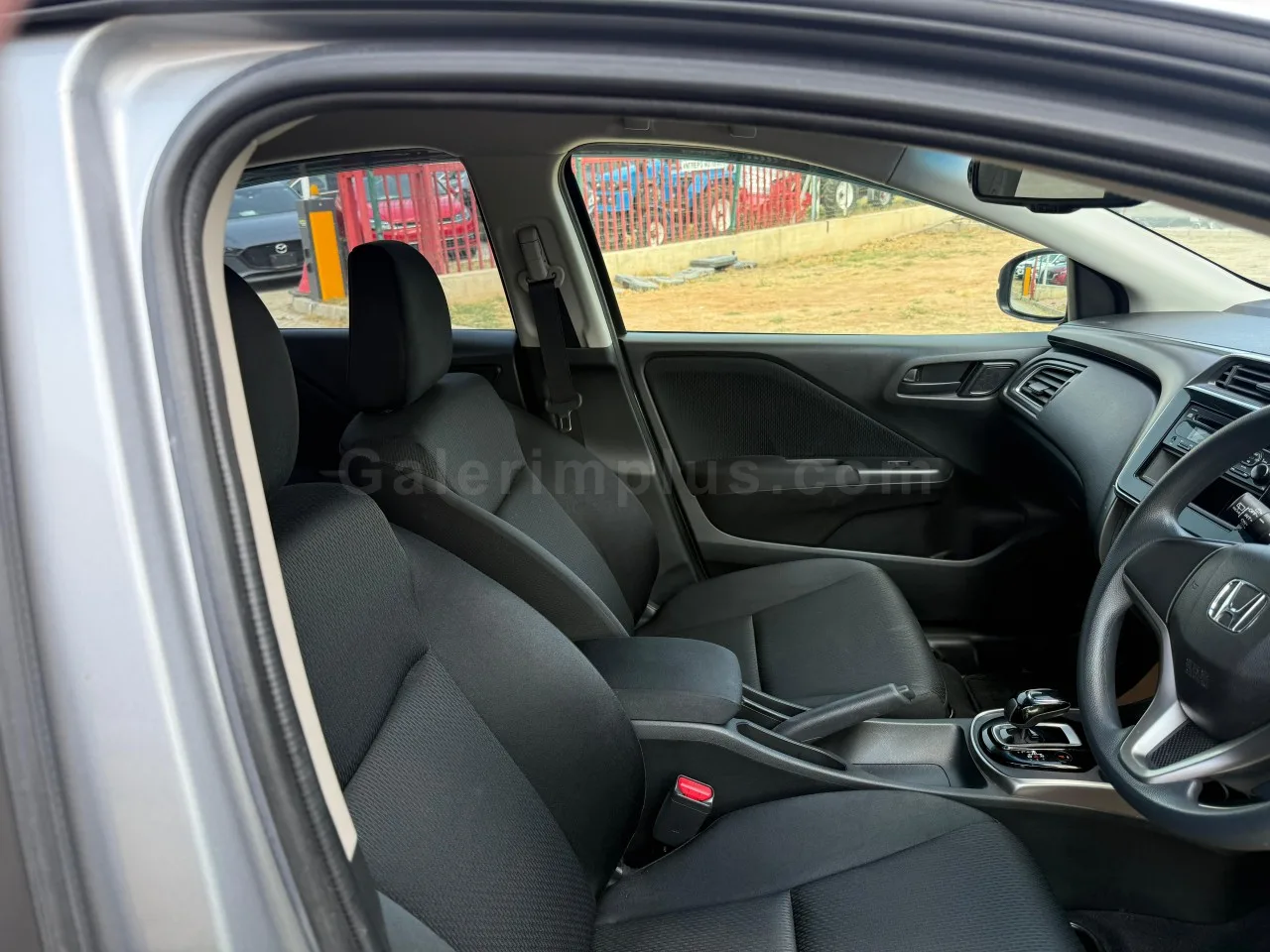 2021 Model Otomatik Honda Grace Lefkoşa Satılık İkinci El | GalerimPlus - Thumbnail 6
