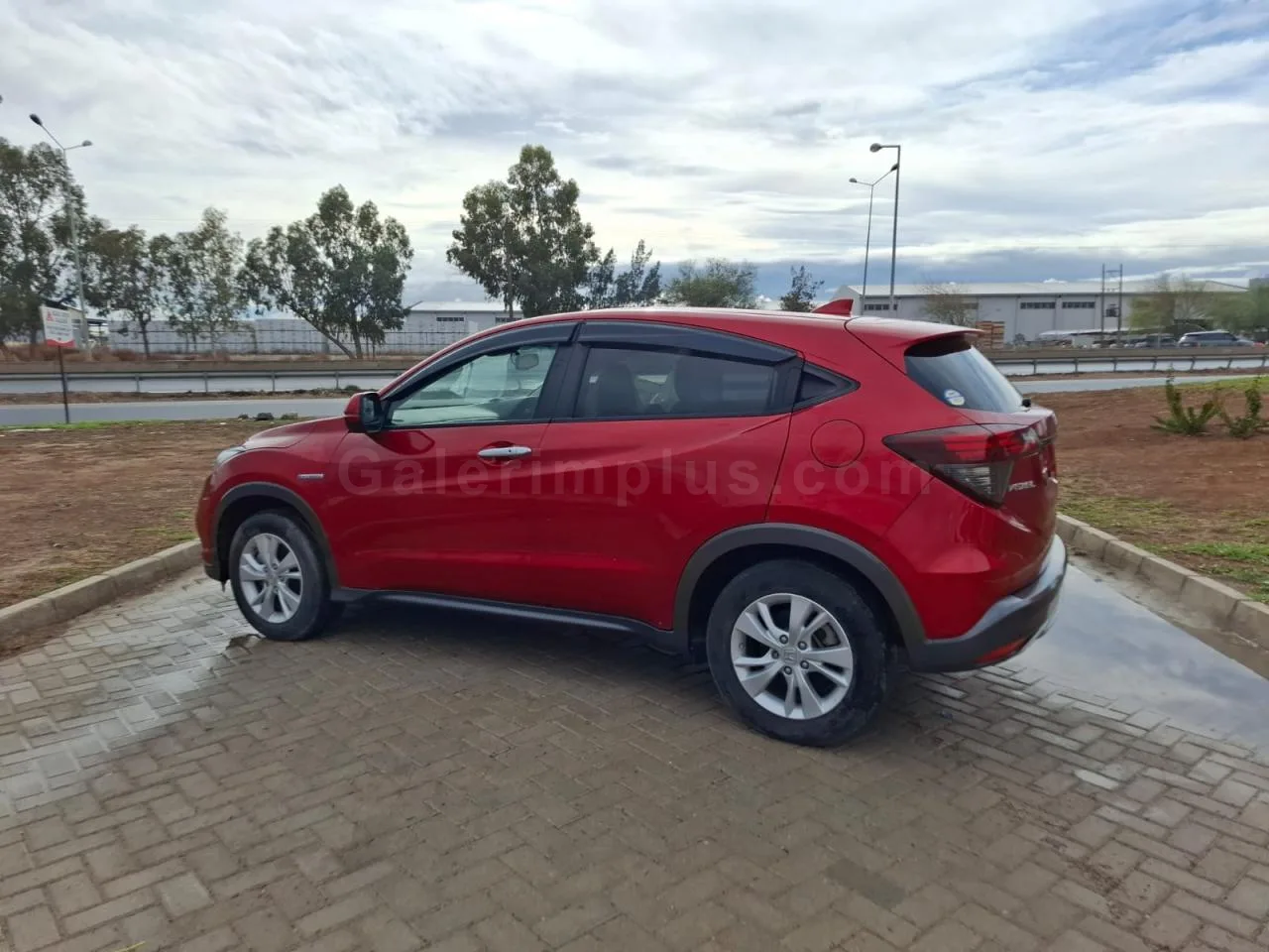 2019 Model Otomatik Honda Vezel 1.5 i-VTEC Hybrid Automatic Lefkoşa Satılık İkinci El | GalerimPlus - Thumbnail 4