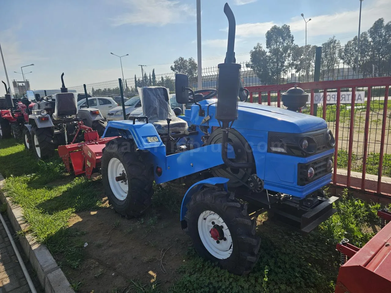 2020 Tarım Makineleri Traktör Diğer DIESEL AUTOMATIC Lefkoşa İlan görseli - GalerimPlus