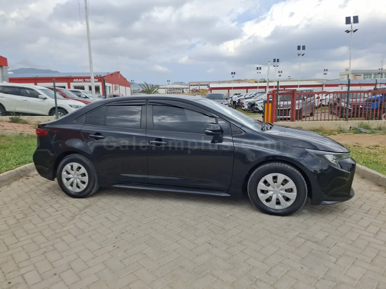 2020 Model Otomatik Toyota Corolla 1.8 Lefkoşa Satılık İkinci El | GalerimPlus - Thumbnail 4
