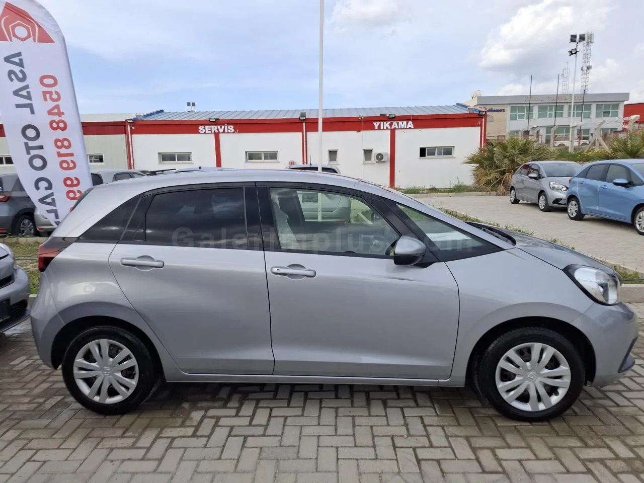 2022 Model Otomatik Honda Fit 1.3 Lefkoşa Satılık İkinci El | GalerimPlus - Thumbnail 4