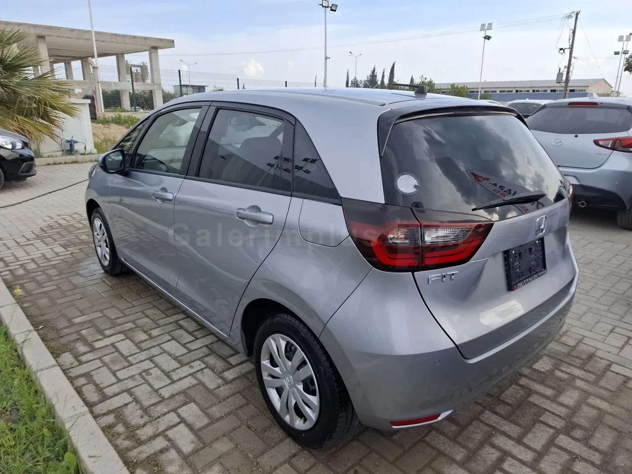 2022 Model Otomatik Honda Fit 1.3 Lefkoşa Satılık İkinci El | GalerimPlus - Thumbnail 6
