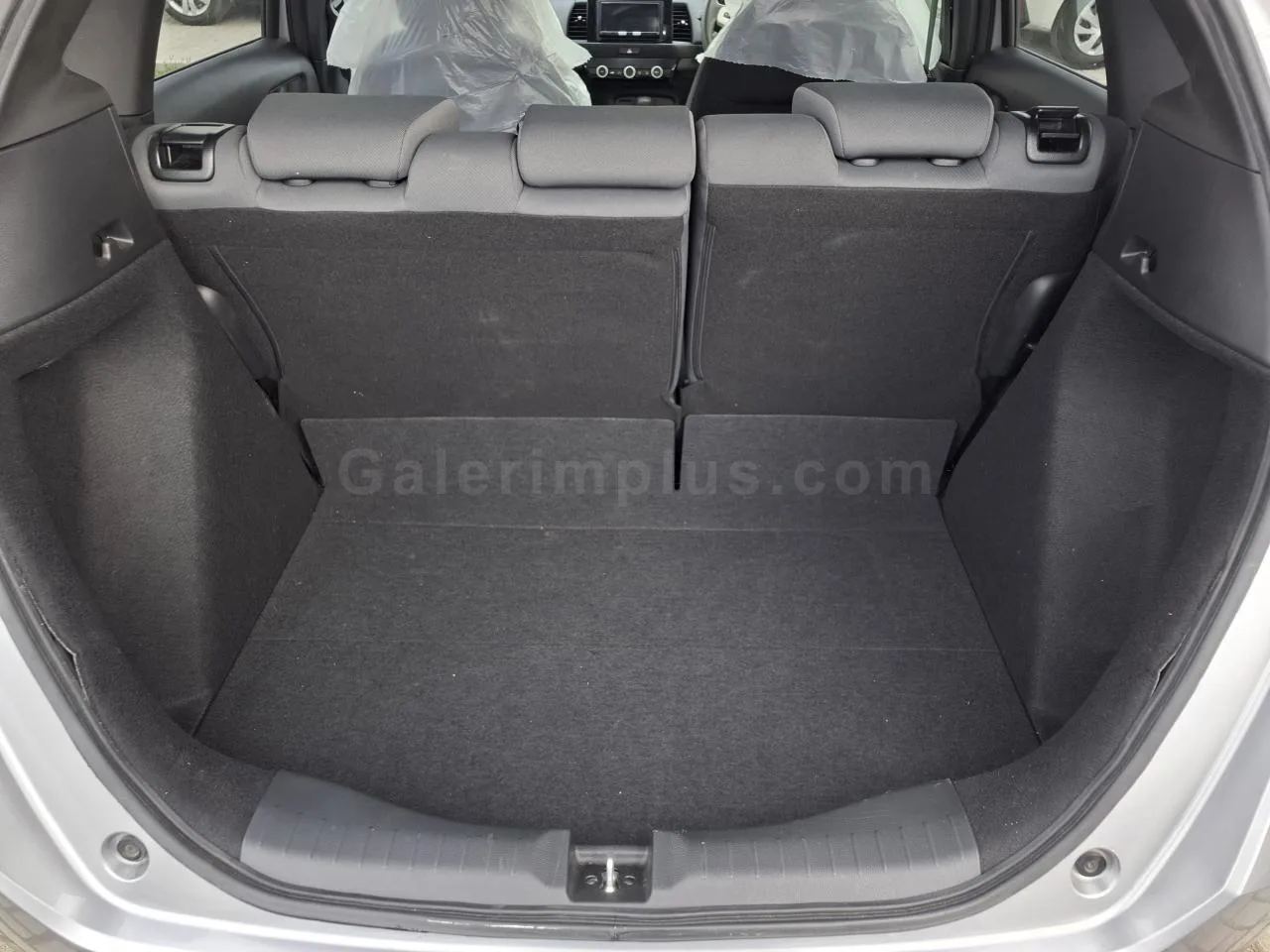 2022 Model Otomatik Honda Fit 1.3 Lefkoşa Satılık İkinci El | GalerimPlus - Thumbnail 7