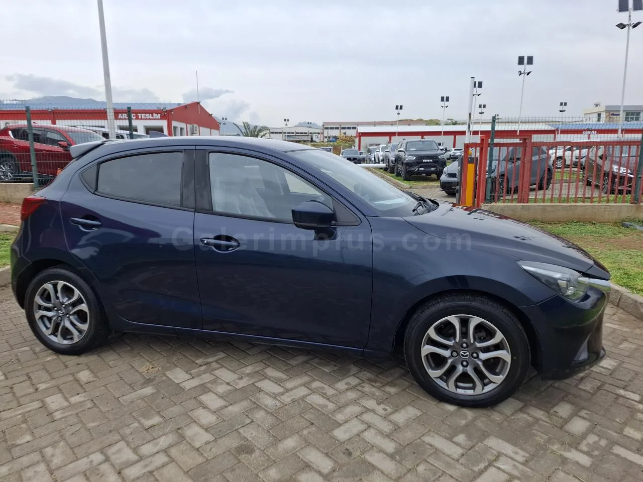 2019 Model Düz Mazda 2 1.5 Sky-G Lefkoşa Satılık İkinci El | GalerimPlus - Thumbnail 4
