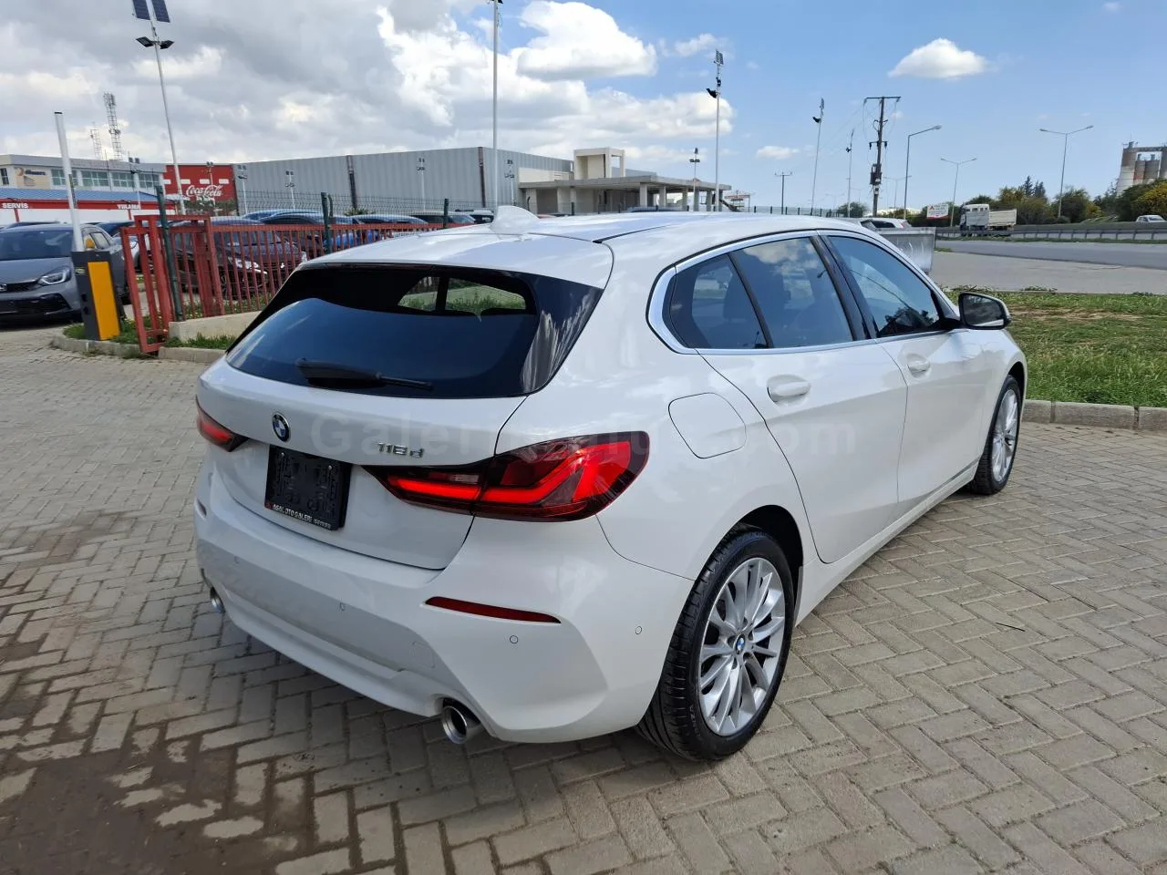 2023 Model Otomatik BMW 1 Serisi 118d Lefkoşa Satılık İkinci El | GalerimPlus - Thumbnail 6