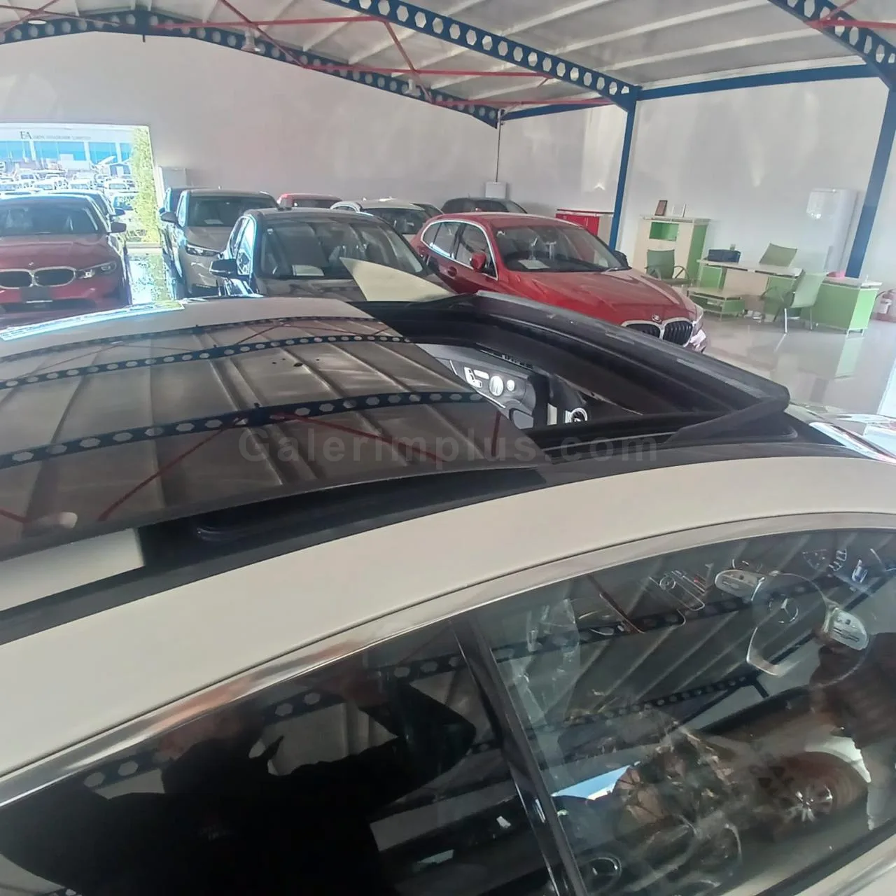 2021 Model Otomatik Mercedes-Benz E Serisi E 200 Lefkoşa Satılık İkinci El | GalerimPlus - Thumbnail 4