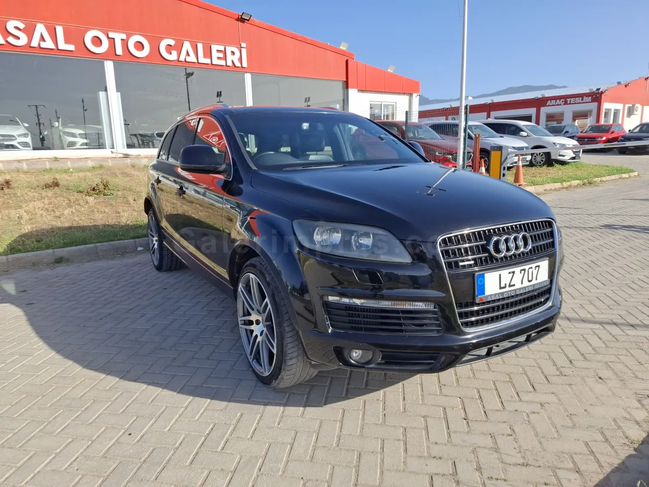 2008 Model Otomatik Audi Q7 3.0 TDI Quattro S-Line Lefkoşa Satılık İkinci El | GalerimPlus - Thumbnail 3