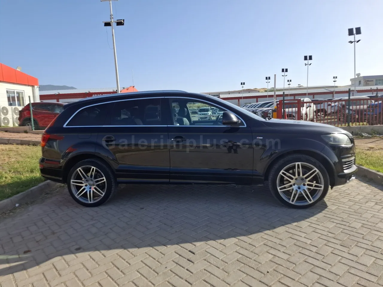 2008 Model Otomatik Audi Q7 3.0 TDI Quattro S-Line Lefkoşa Satılık İkinci El | GalerimPlus - Thumbnail 4