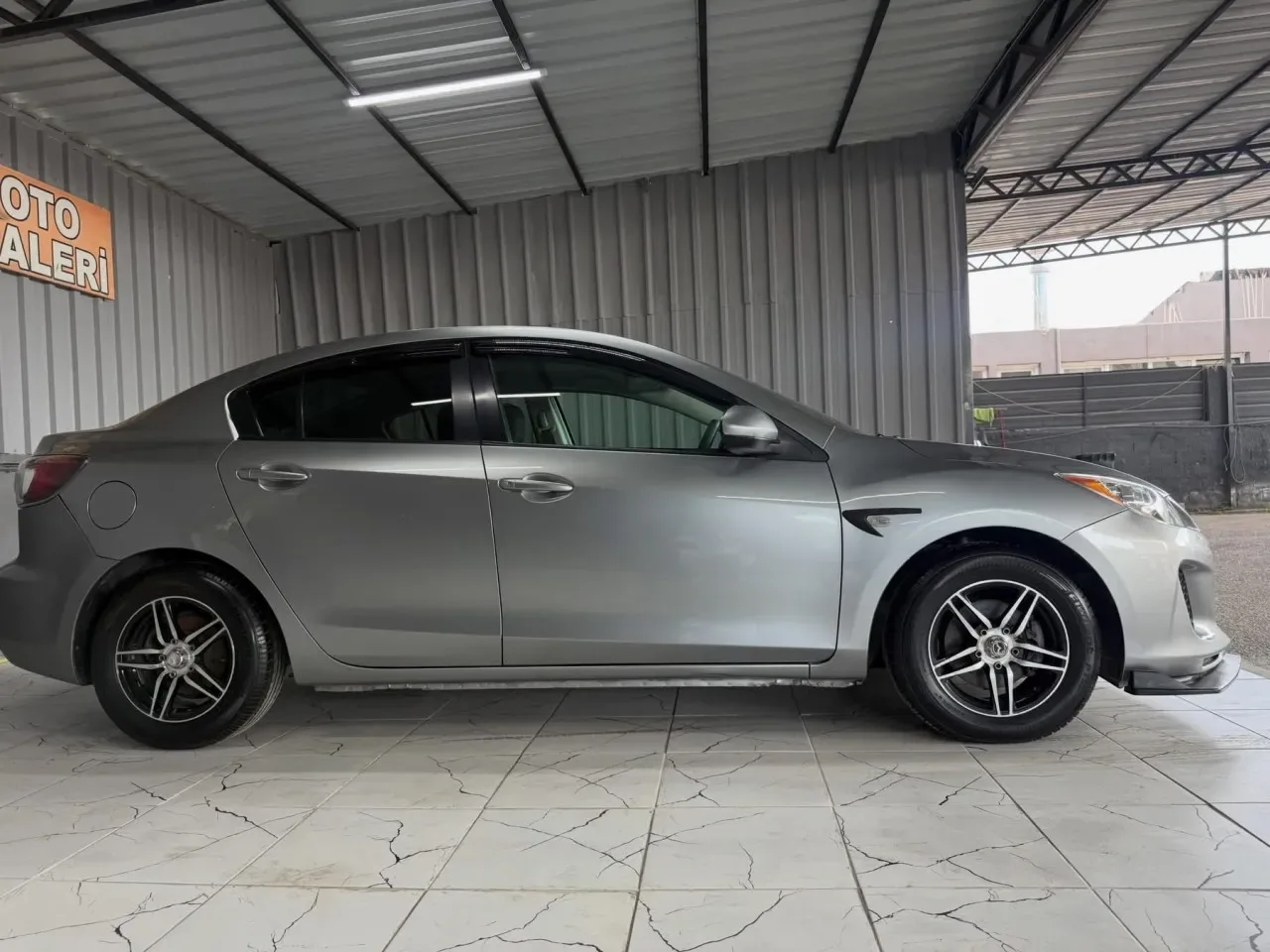 2012 Mazda Axela 1.5 Full Paket 1.5 Lefkoşa Satılık İkinci El | GalerimPlus - Thumbnail 8