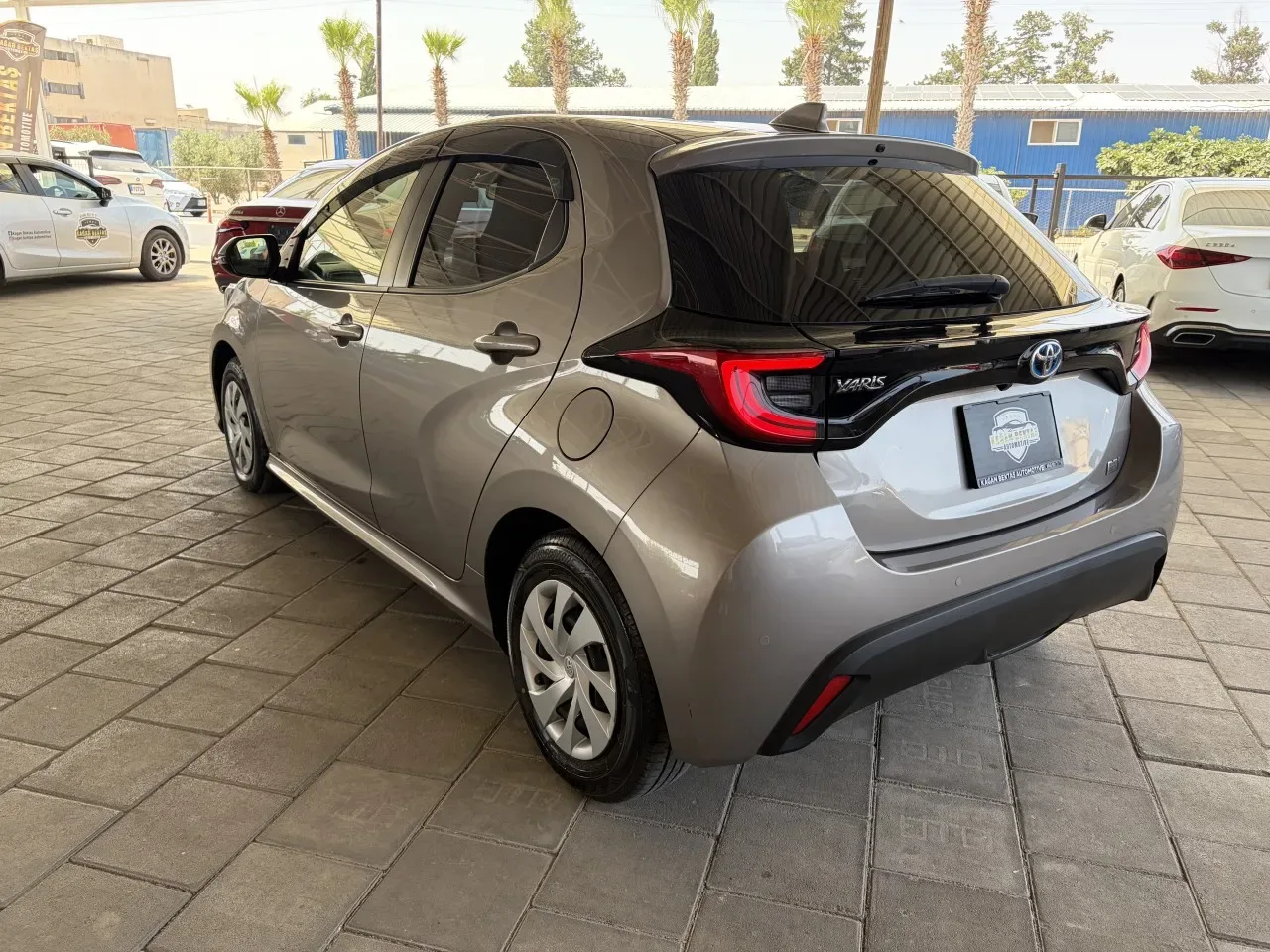 2022 Toyota Yaris 1.5 Hybrid Gazimağusa Satılık İkinci El | GalerimPlus - Thumbnail 3