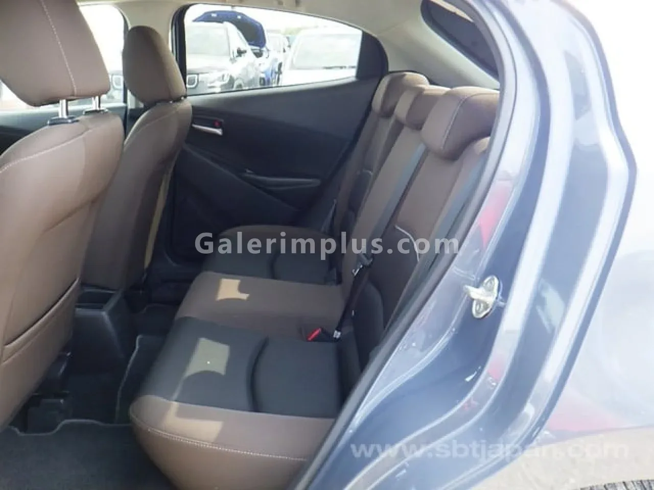 2023 Model Otomatik Mazda 2 1.5 Sky-G Gazimağusa Satılık İkinci El | GalerimPlus - Thumbnail 6