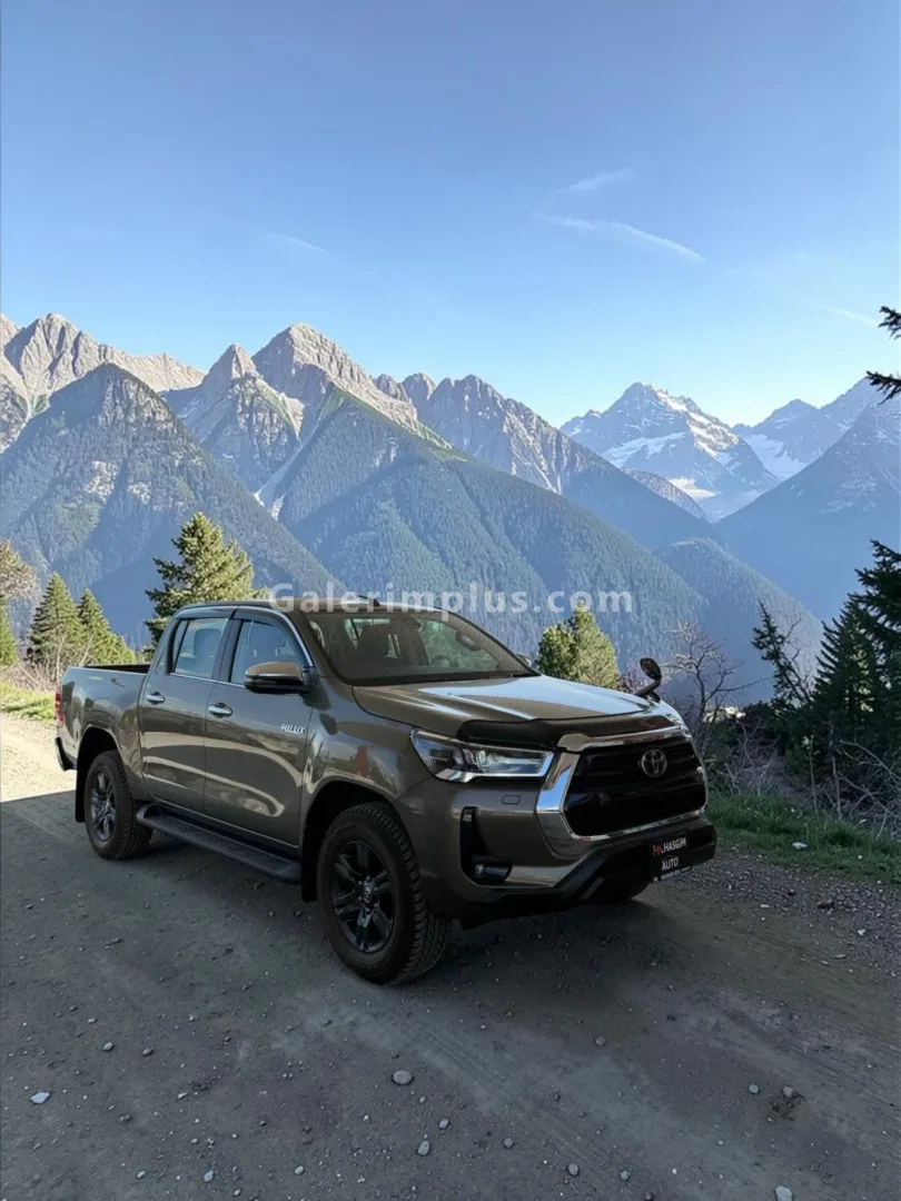 2024 Model Otomatik Toyota Hilux 2.4 D Girne Satılık İkinci El | GalerimPlus - Fotoğraf 1