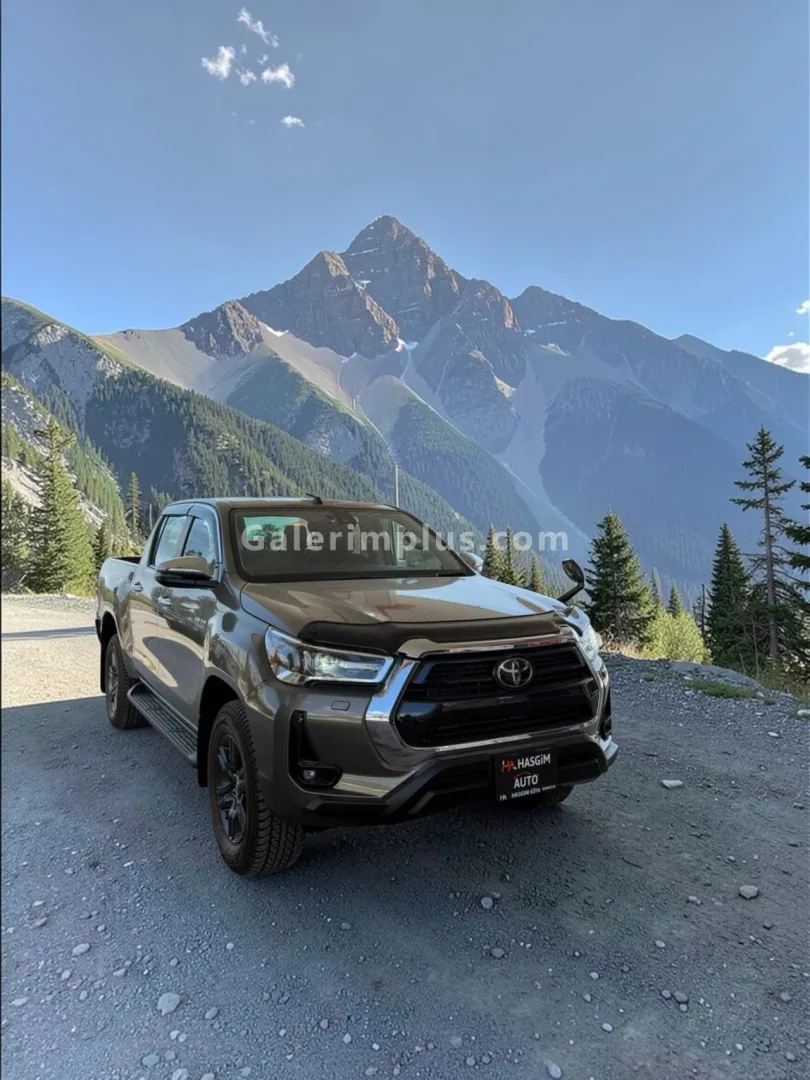 2024 Model Otomatik Toyota Hilux 2.4 D Girne Satılık İkinci El | GalerimPlus - Thumbnail 5