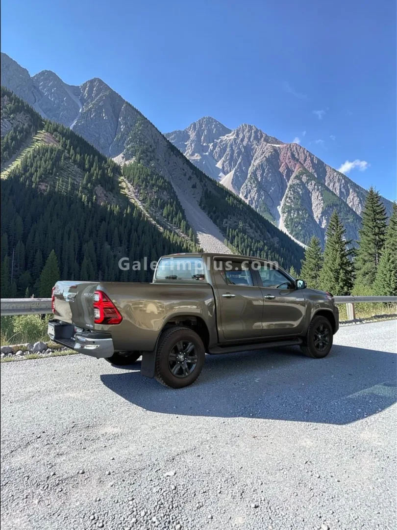 2024 Model Otomatik Toyota Hilux 2.4 D Girne Satılık İkinci El | GalerimPlus - Thumbnail 7