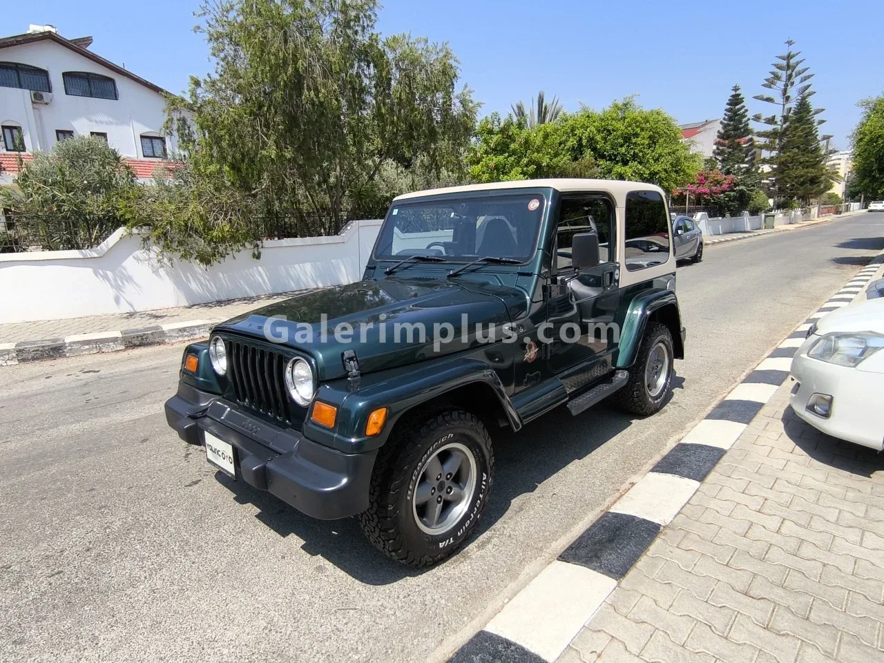 1998 Model Otomatik Jeep Wrangler Gazimağusa Satılık İkinci El | GalerimPlus - Thumbnail 6