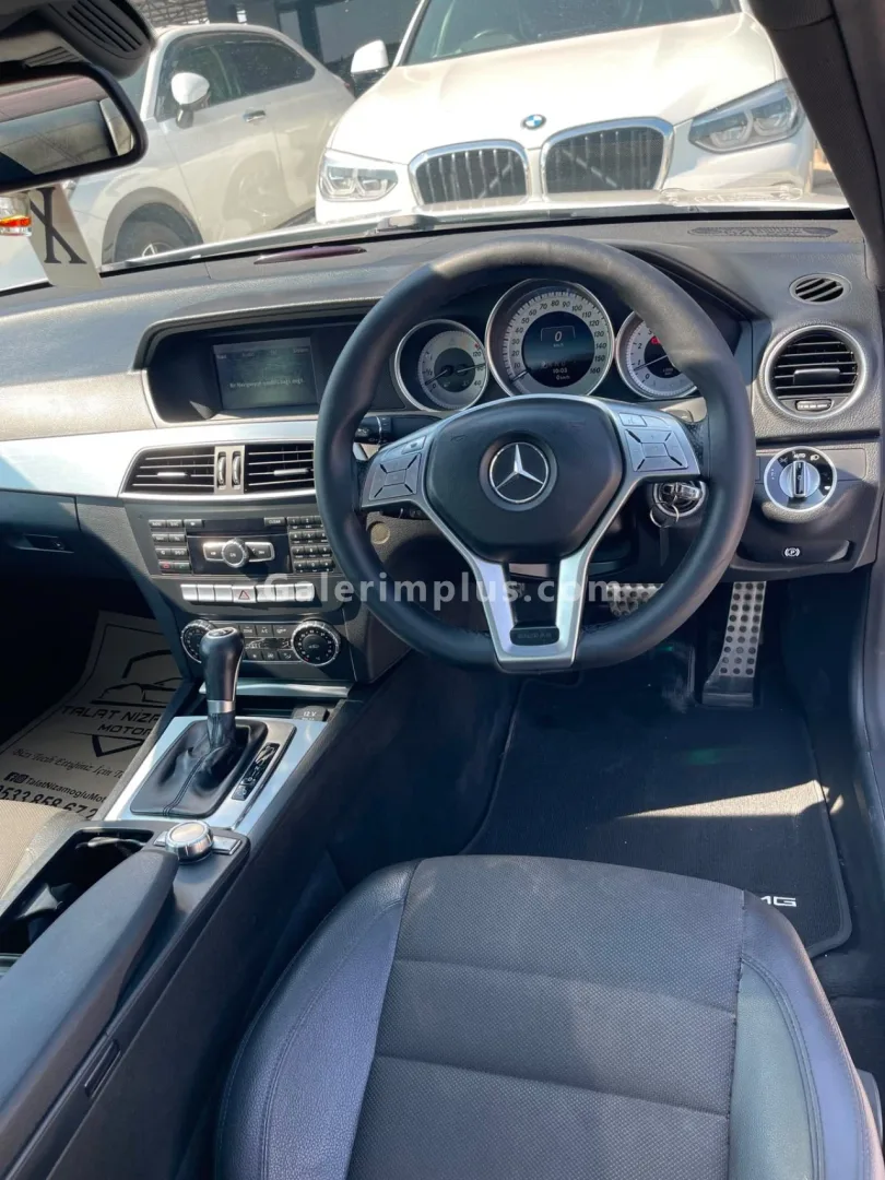 2013 Model Otomatik Mercedes-Benz C Serisi C 180 AMG Gazimağusa Satılık İkinci El | GalerimPlus - Thumbnail 6