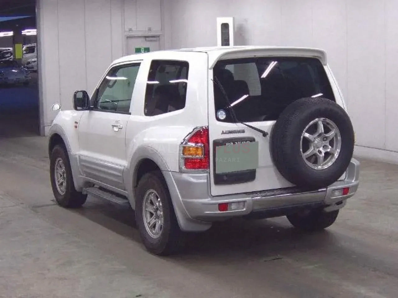 1999 Mitsubishi Pajero 3.2 DI Lefkoşa Satılık İkinci El | GalerimPlus - Thumbnail 4