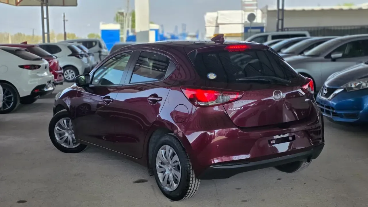 2023 Mazda Mazda 2 1.5 Sky-G Lefkoşa Satılık İkinci El | GalerimPlus - Thumbnail 4