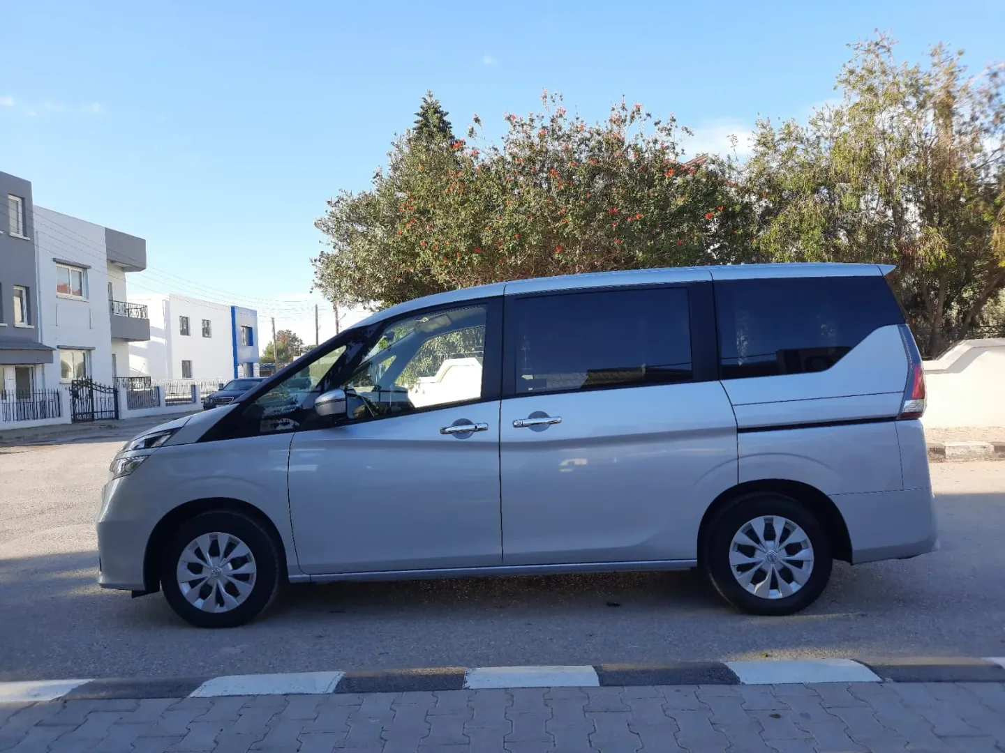 2019 Nissan Serena Gazimağusa Satılık İkinci El | GalerimPlus - Thumbnail 6