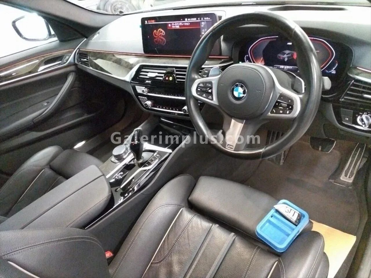 2023 Model Otomatik BMW 5 Serisi 523 d xDrive Gazimağusa Satılık İkinci El | GalerimPlus - Thumbnail 4