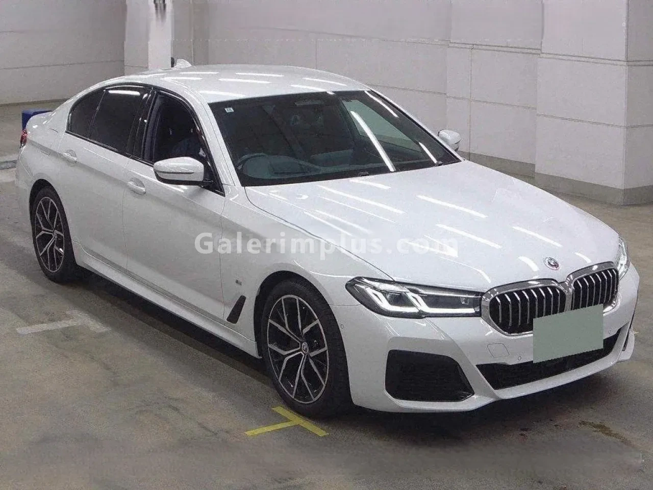 2023 Model Otomatik BMW 5 Serisi 523 d xDrive Gazimağusa Satılık İkinci El | GalerimPlus - Thumbnail 8