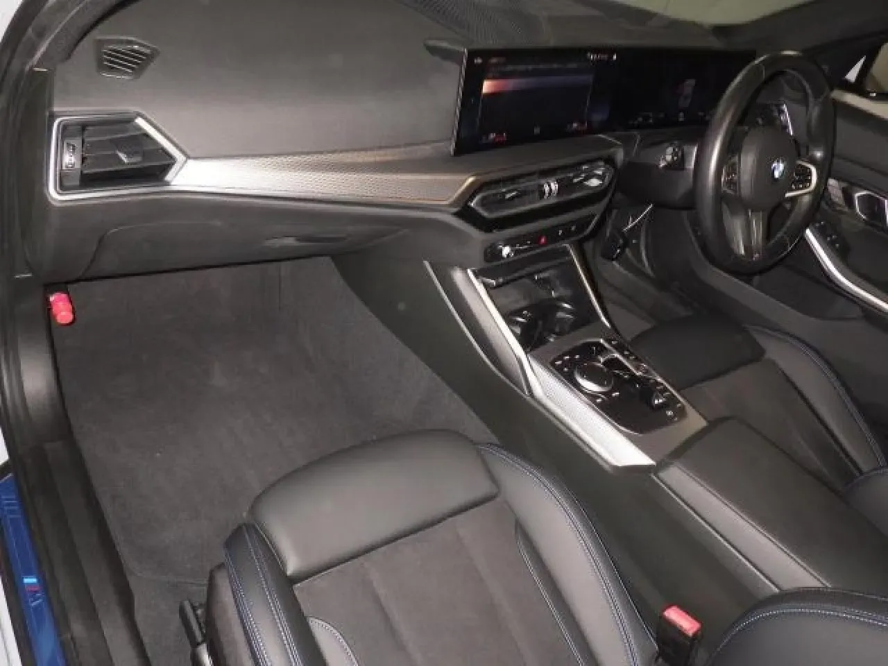 2024 BMW 3 Serisi 320d xDrive Gazimağusa Satılık İkinci El | GalerimPlus - Thumbnail 3
