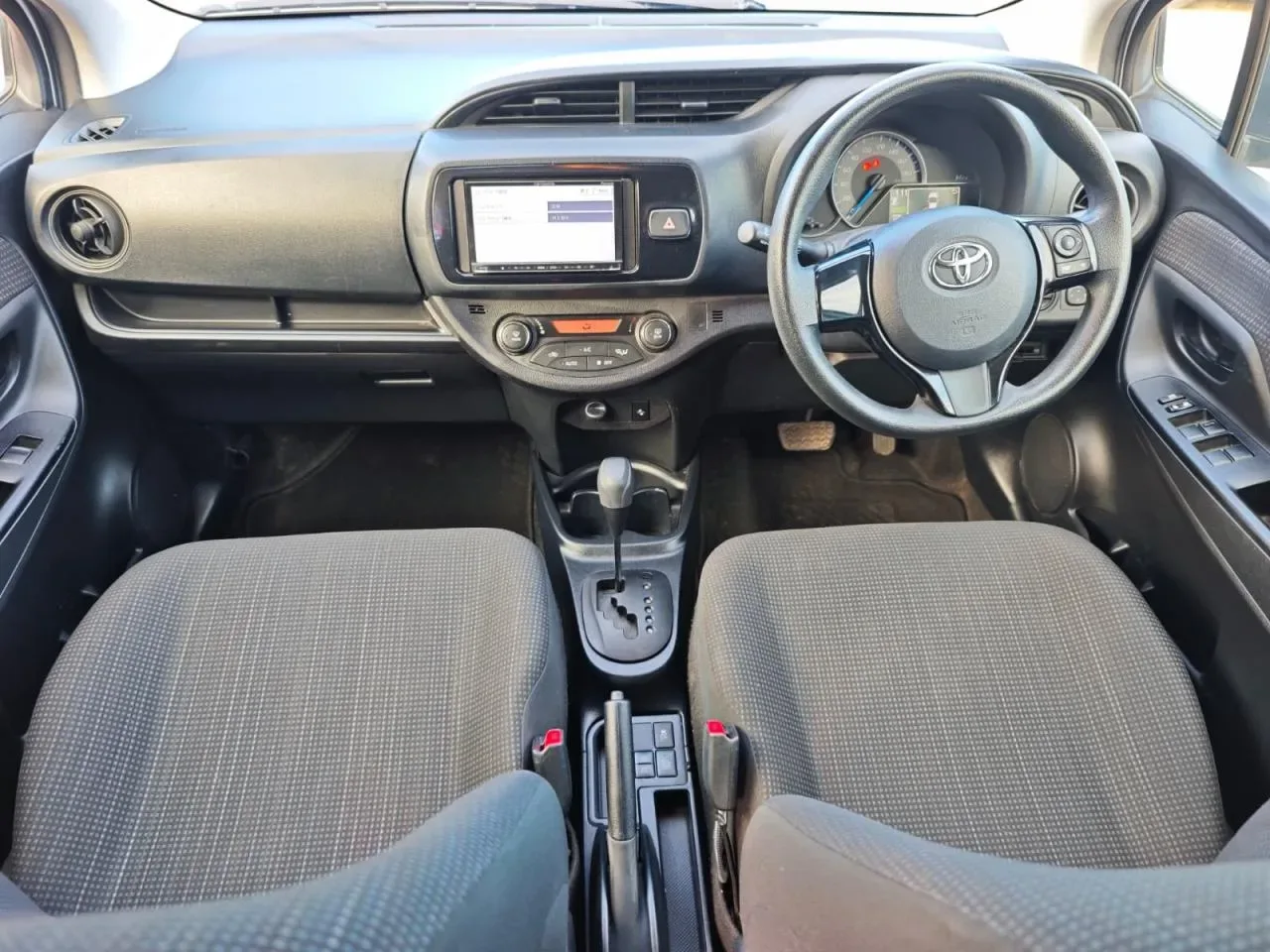 2020 Toyota Vitz 1.5 Hybrid Lefkoşa Satılık İkinci El | GalerimPlus - Thumbnail 5