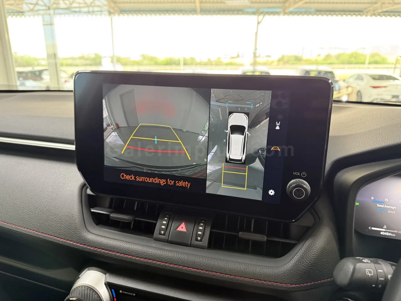 2023 Model Otomatik Toyota RAV4 2.5 Hybrid Lefkoşa Satılık İkinci El | GalerimPlus - Thumbnail 8