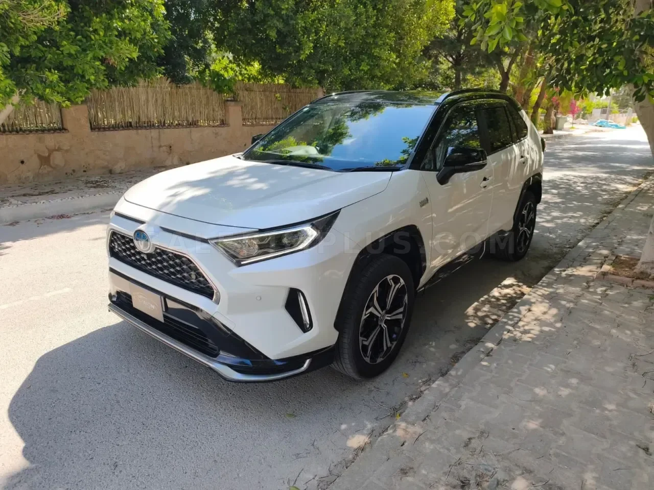 2021 Toyota RAV4 2.5 Phev Lefkoşa Satılık İkinci El | GalerimPlus - Thumbnail 4