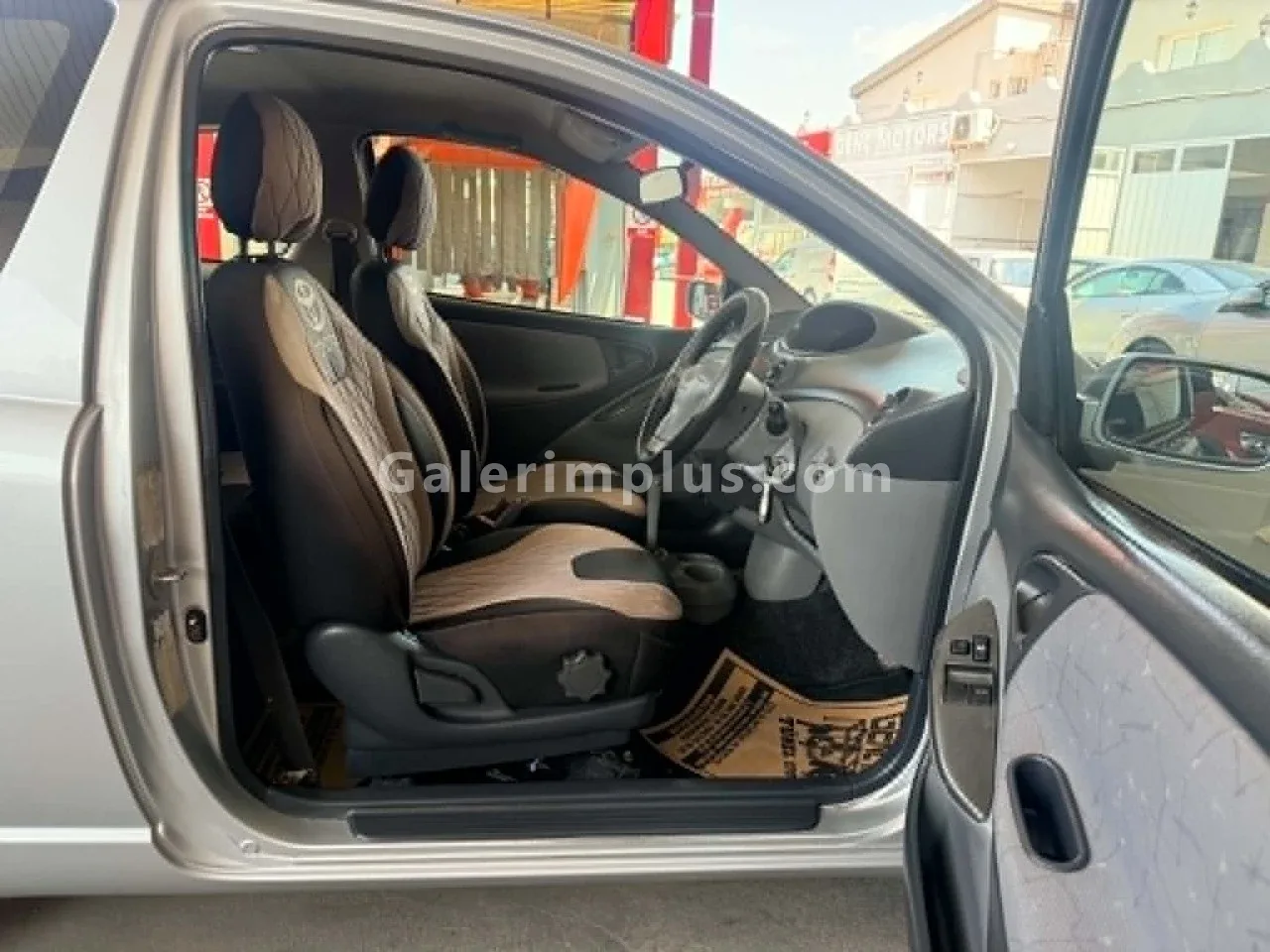 2000 Model Otomatik Toyota Vitz 1.0 i 12V Gazimağusa Satılık İkinci El | GalerimPlus - Thumbnail 8