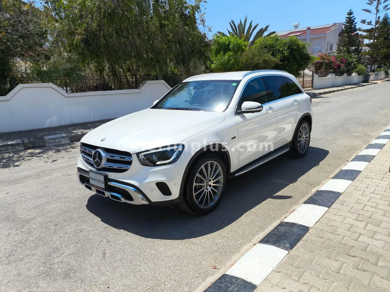 2021 Model Otomatik Mercedes - Benz GLC 350 e Gazimağusa Satılık İkinci El | GalerimPlus - Thumbnail 4