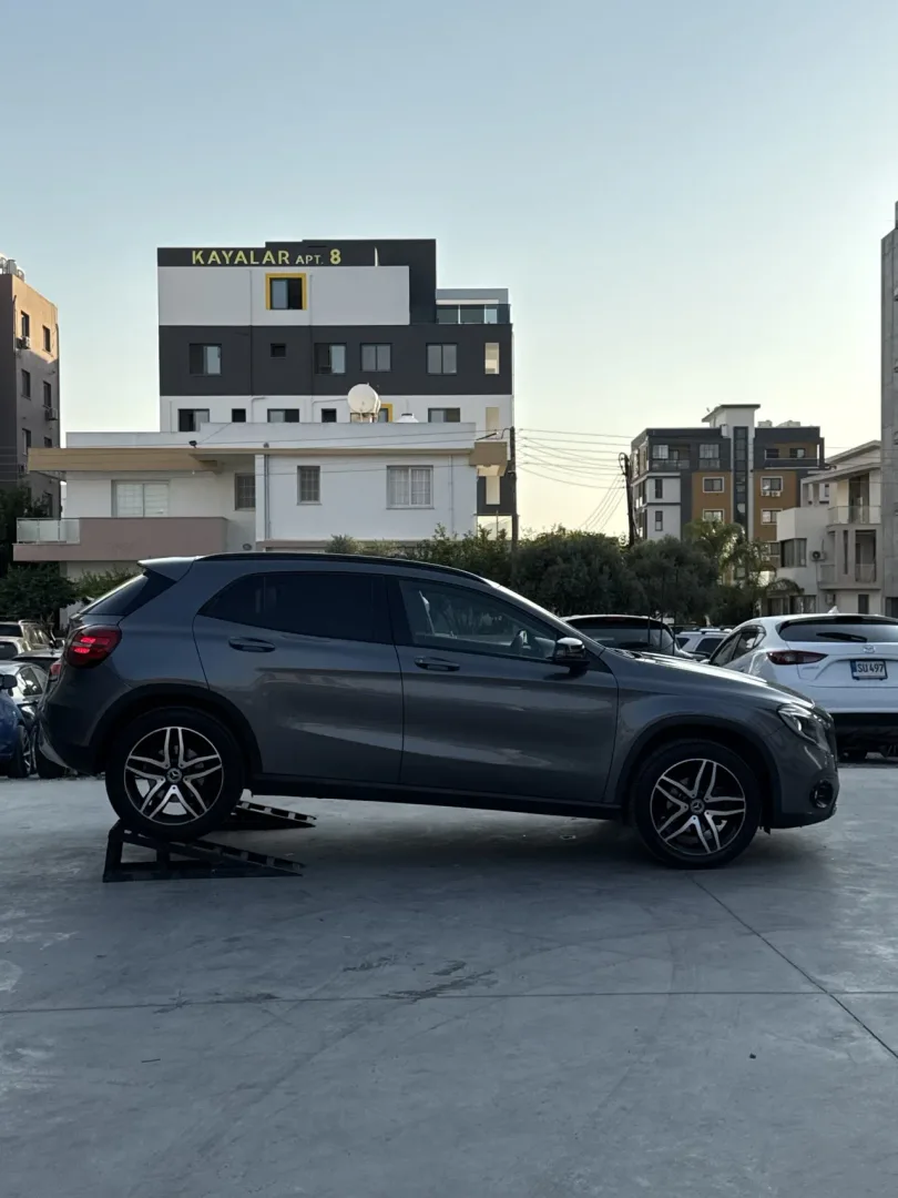2020 Mercedes-Benz GLA 200 Gazimağusa Satılık İkinci El | GalerimPlus - Fotoğraf 1