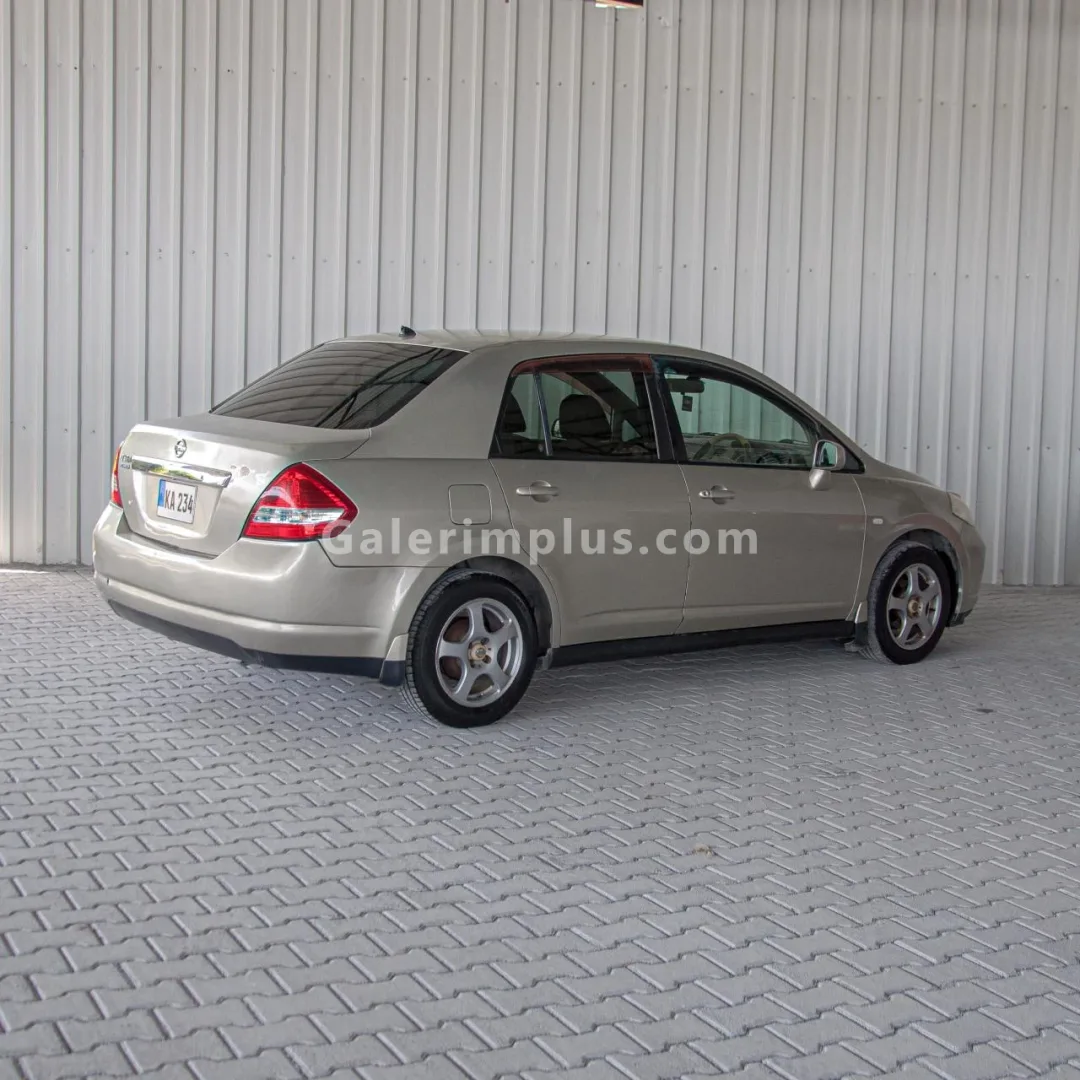 2005 Model Otomatik Nissan Tiida Girne Satılık İkinci El | GalerimPlus - Thumbnail 3