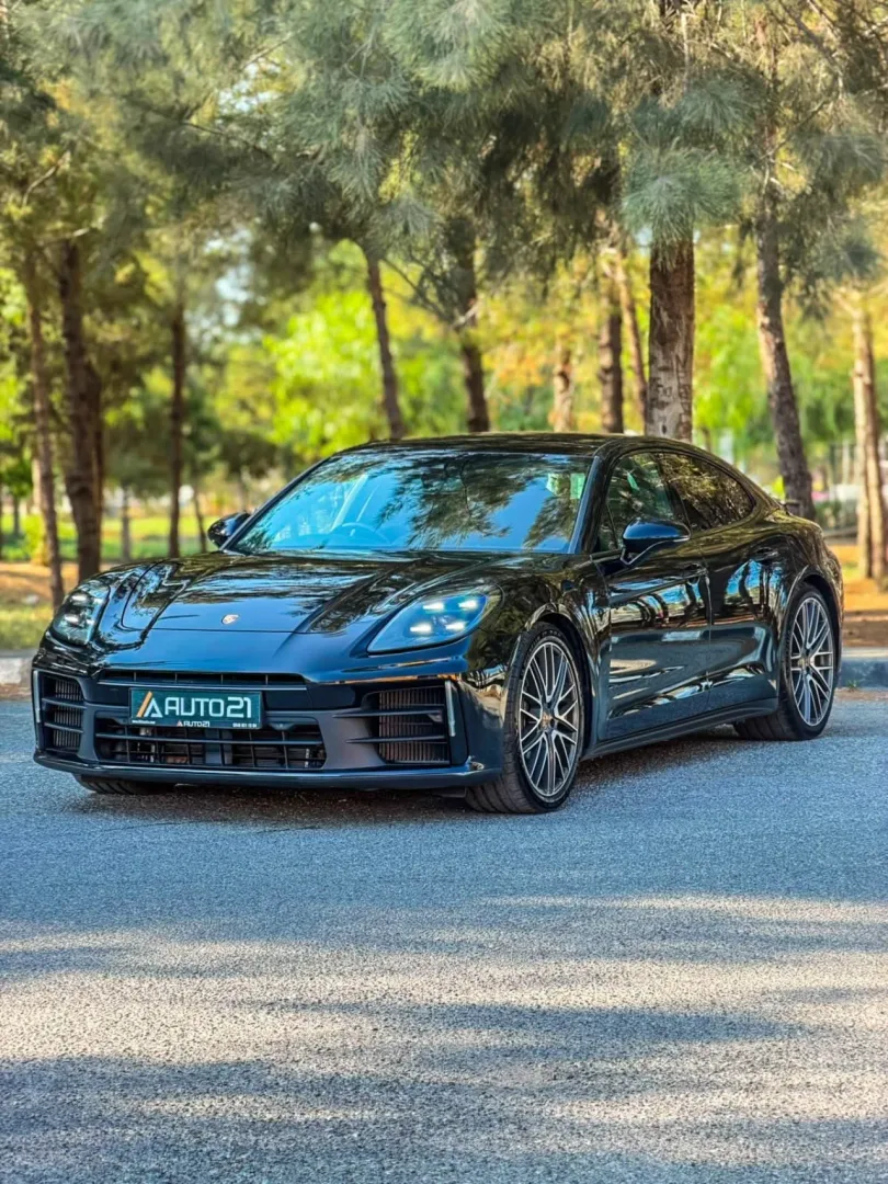 2025 Porsche Panamera Panamera 4 E-Hybrid Gazimağusa Satılık İkinci El | GalerimPlus - Fotoğraf 1