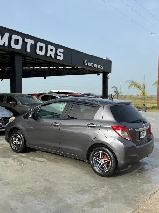 TOYOTA VİTZ 1.3 Gazimağusa Satılık İkinci El | GalerimPlus - Thumbnail 4