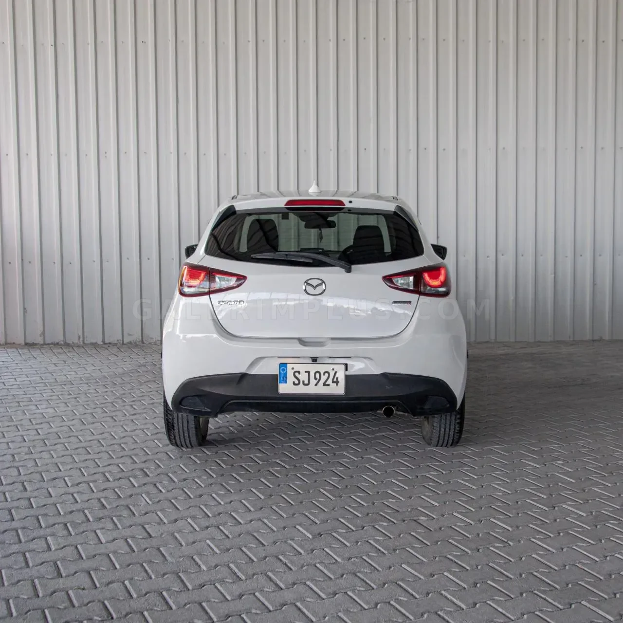 2017 Mazda Demio 1.5 16V Automatic Girne Satılık İkinci El | GalerimPlus - Thumbnail 4