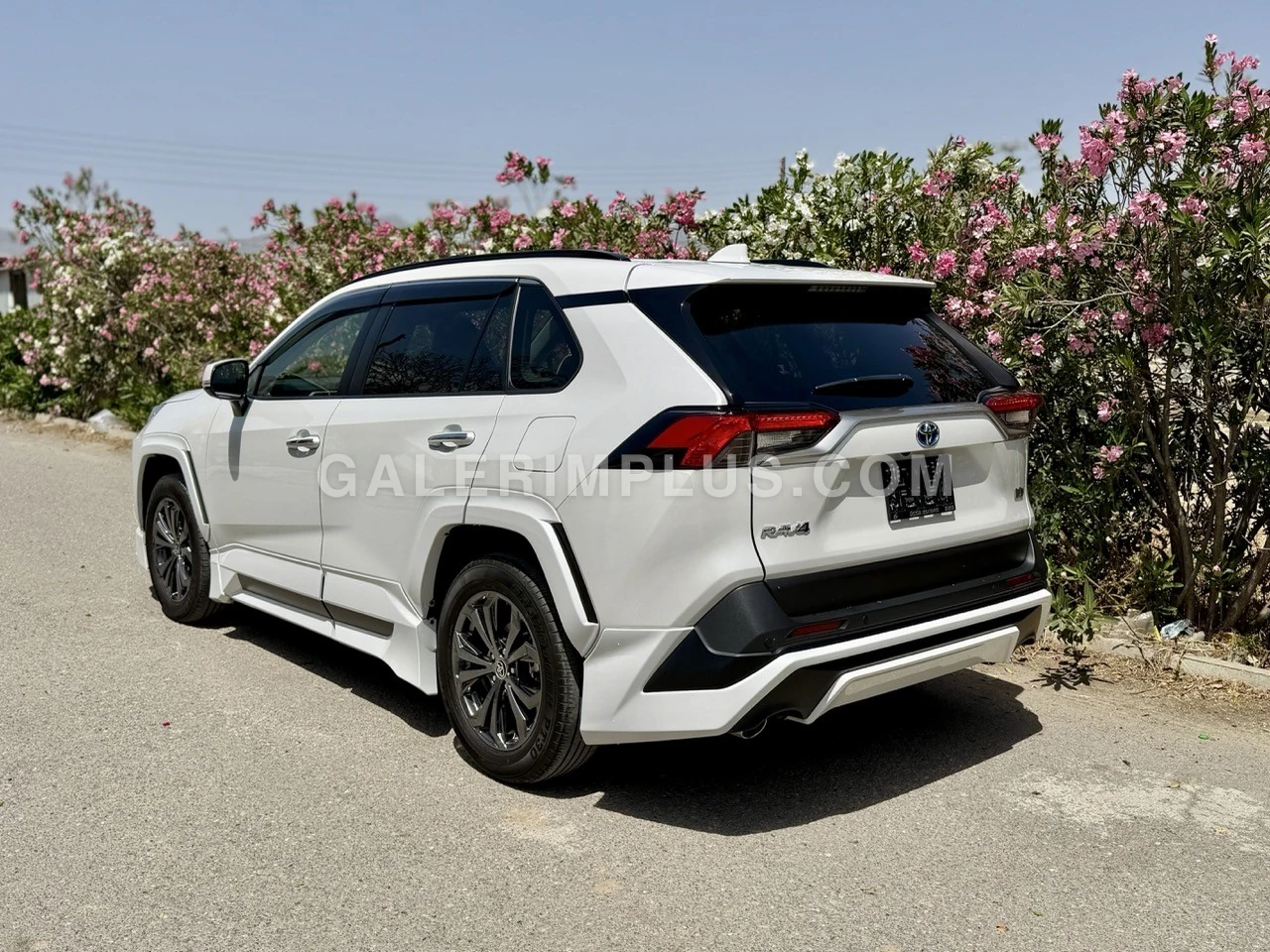 2023 Toyota RAV4 Lefkoşa Satılık İkinci El | GalerimPlus - Thumbnail 6