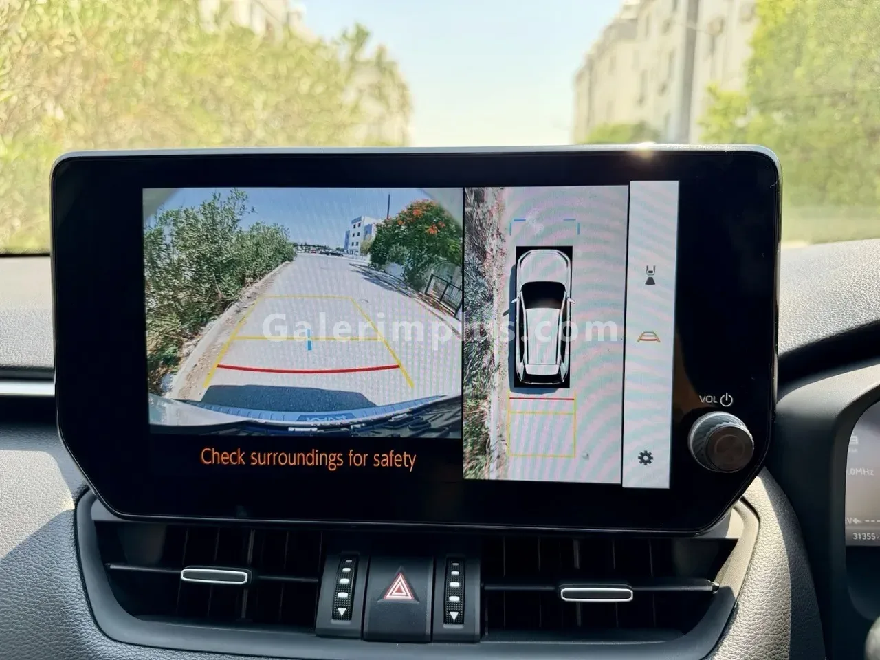 2023 Toyota RAV4 2.5 Phev Lefkoşa Satılık İkinci El | GalerimPlus - Thumbnail 6