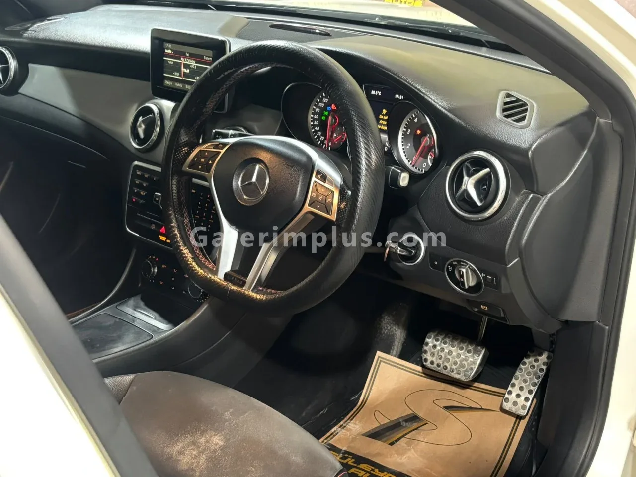2015 Model Otomatik Mercedes - Benz GLA 200 Güzelyurt Satılık İkinci El | GalerimPlus - Thumbnail 4